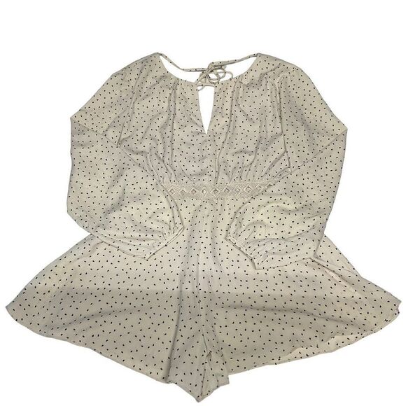 Everly Romper Romantic V Keyhole Neck Cream Black Dotted Print Tie Back Lined M - Picture 13 of 16
